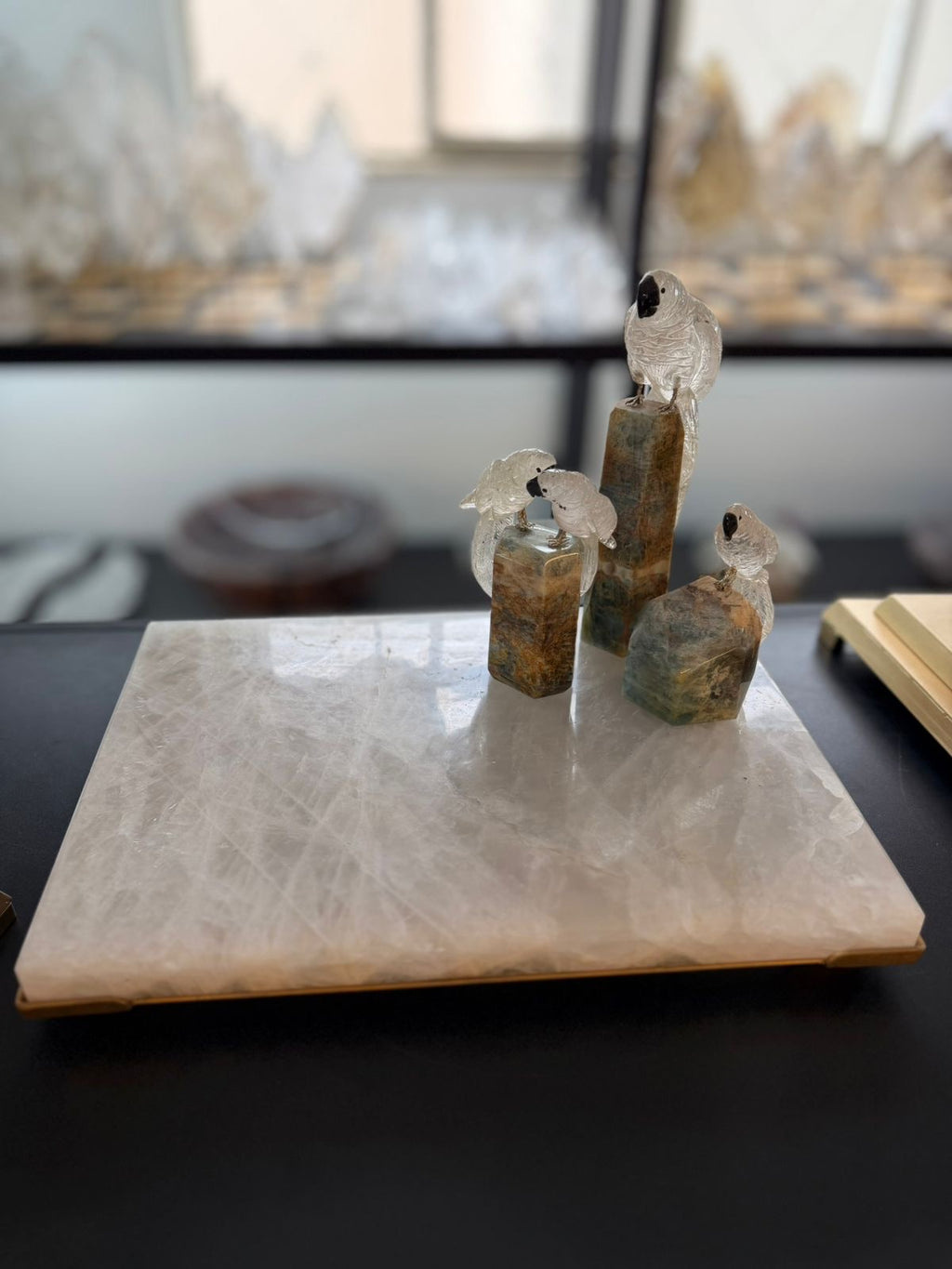 QUARTZ BOARD WITH QUARTZ
Board - BIRDS (ON AQUAMARINE BASE)