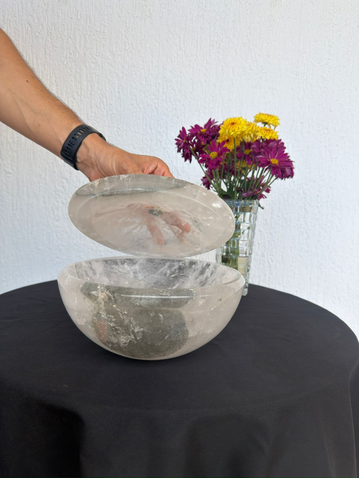 LIDDED QUARTZ BOWL WITH CHLORITE & RUTILE