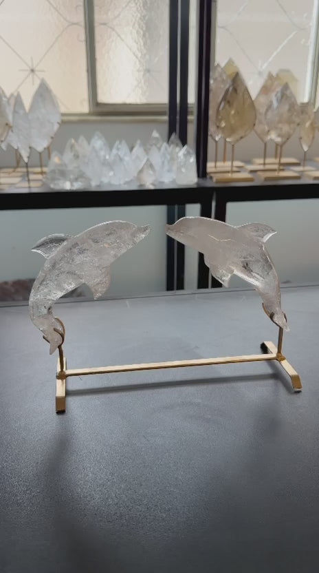 QUARTZ DOLPHIN SCULPTURE